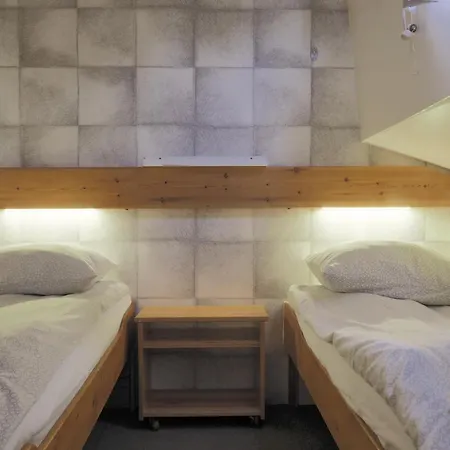 Отель Aemstel *