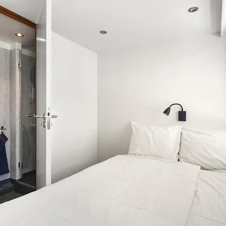 Sailing Hotel Amsterdam